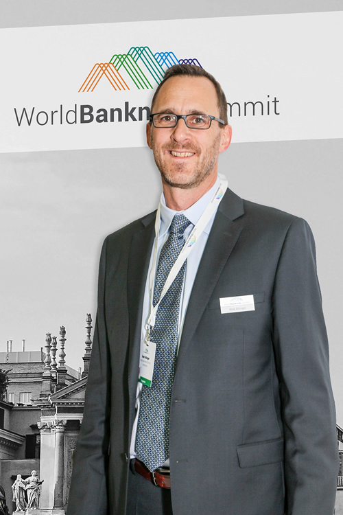 Beat ATTINGER World Banknote Summit HR